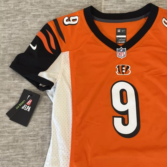 Nike NFL Rookie Joe Burrow 2020 Cincinnati Bengals Jersey Women’s Size Medium - Picture 6 of 9